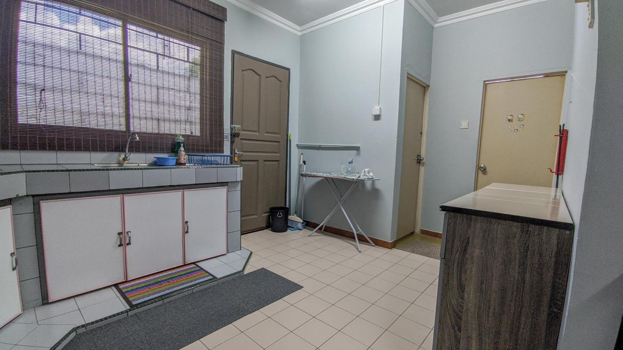 בנדר סרי בגאוואן Bunut Centre Stay מראה חיצוני תמונה
